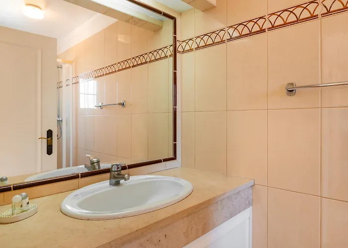 Ponta Grande - Coral * 阿尔布费拉