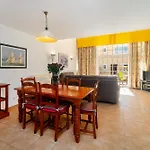 Villa Ponta Grande - Coral *